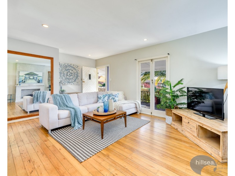 104 Robert Street, Labrador QLD 4215