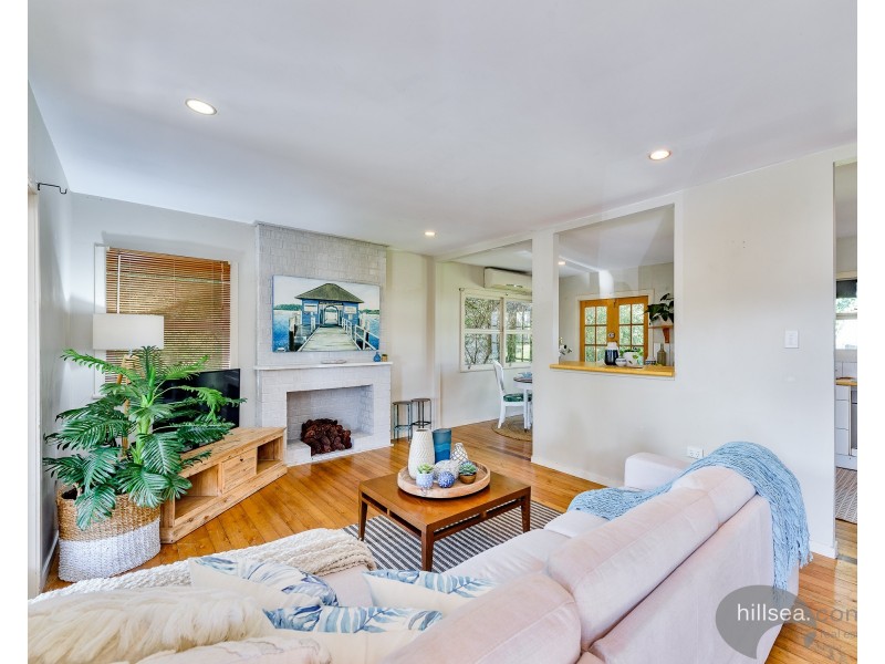 104 Robert Street, Labrador QLD 4215