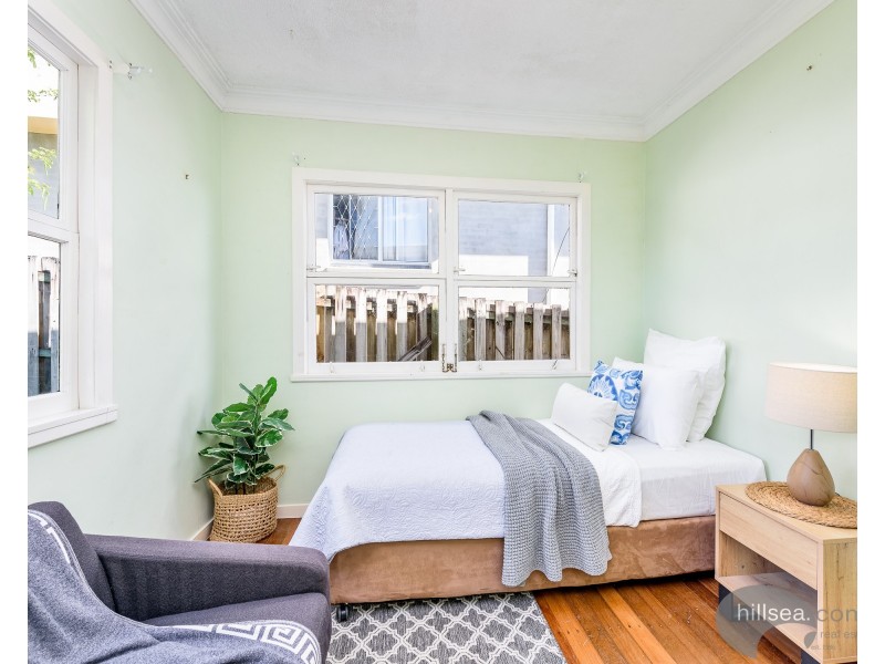 104 Robert Street, Labrador QLD 4215