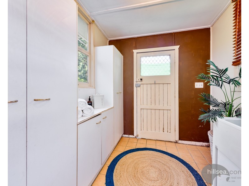 104 Robert Street, Labrador QLD 4215