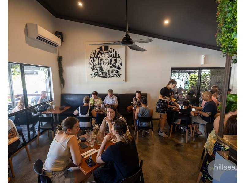 104 Robert Street, Labrador QLD 4215