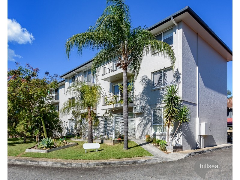 13/13 Brown Street, Labrador QLD 4215