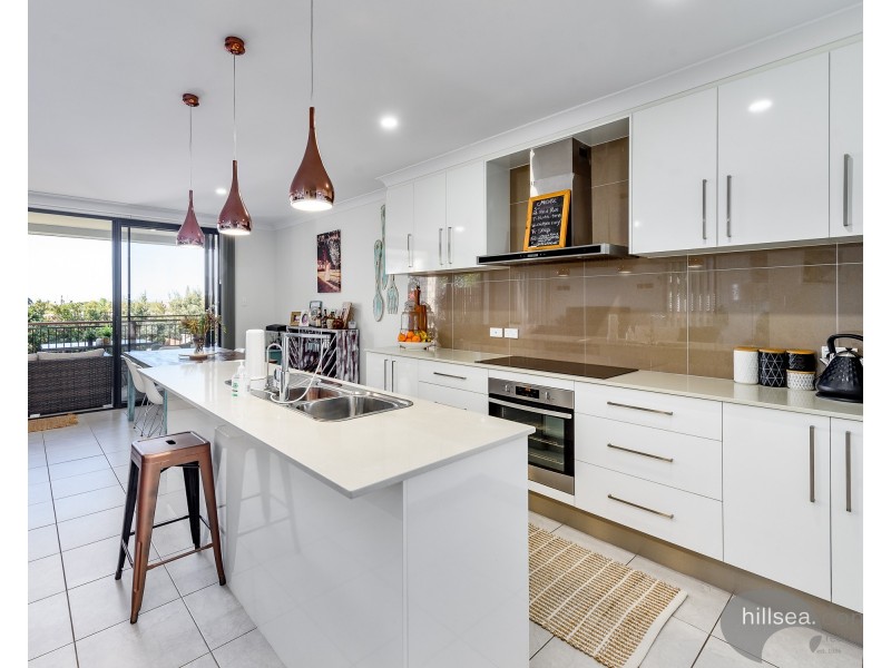 2/19 Ashbourne Terrace, Biggera Waters QLD 4216