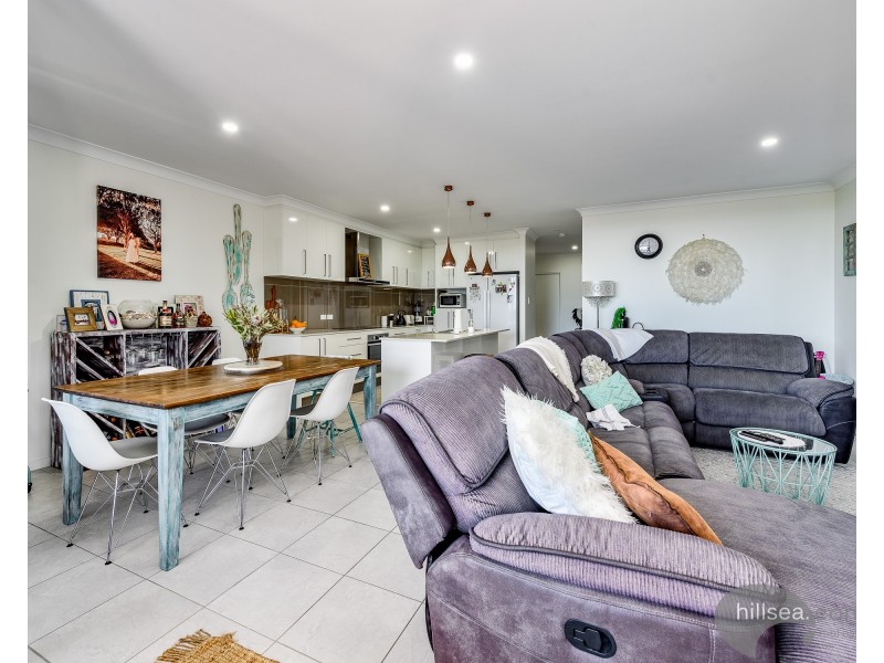 2/19 Ashbourne Terrace, Biggera Waters QLD 4216