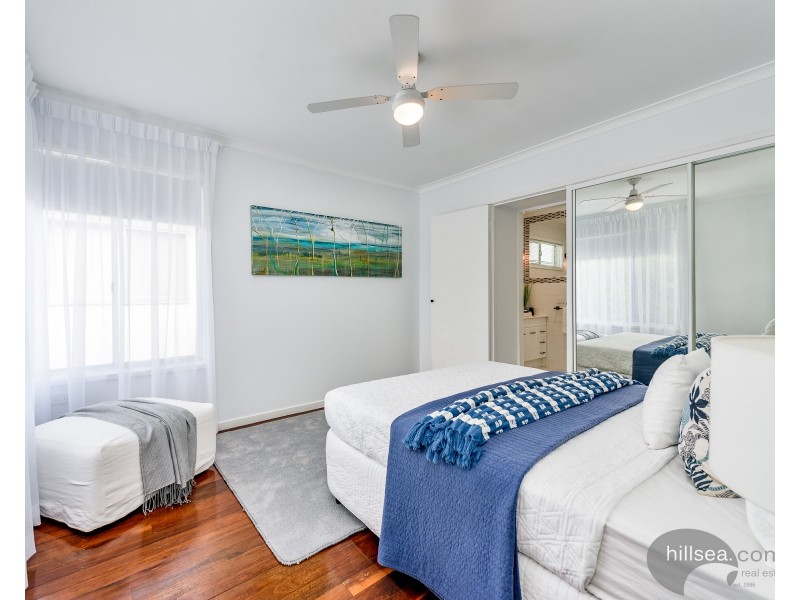 134 Turpin Road, Labrador QLD 4215