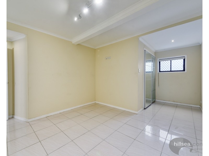 134 Turpin Road, Labrador QLD 4215