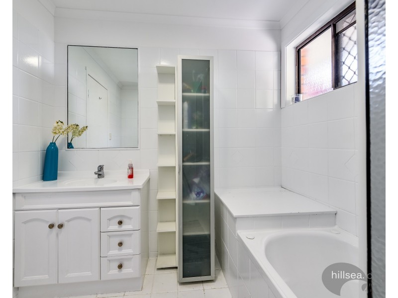 1/35 Muir Street, Labrador QLD 4215