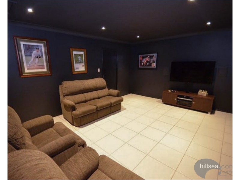 52 Lucille Ball Place, Parkwood QLD 4214