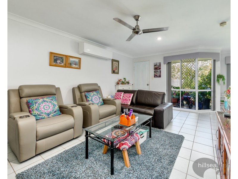 1/18 Kenny Drive, Labrador QLD 4215