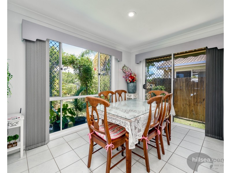 1/18 Kenny Drive, Labrador QLD 4215