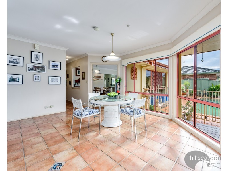 24 Maidstone Place, Parkwood QLD 4214