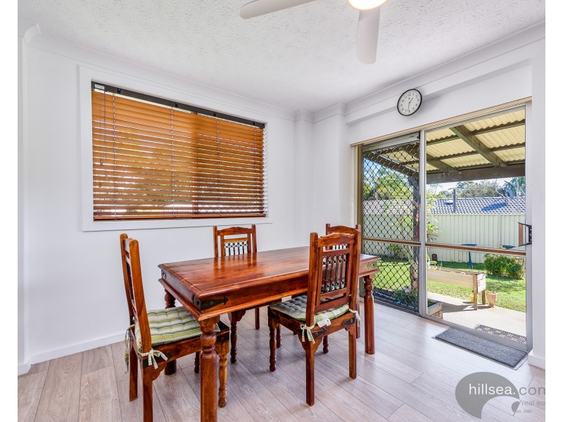 8 Beeka Street, Labrador QLD 4215