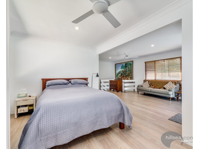 8 Beeka Street, Labrador QLD 4215