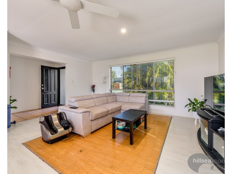 49 Tiger Drive, Arundel QLD 4214