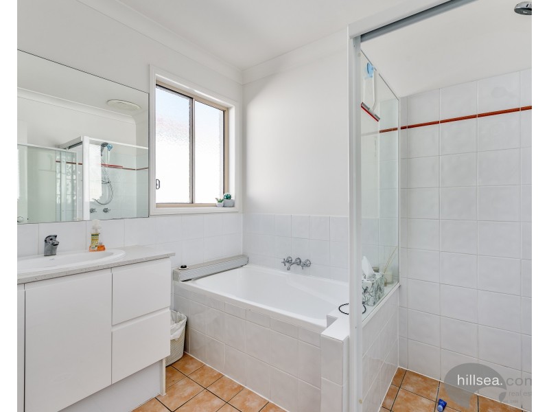 49 Tiger Drive, Arundel QLD 4214