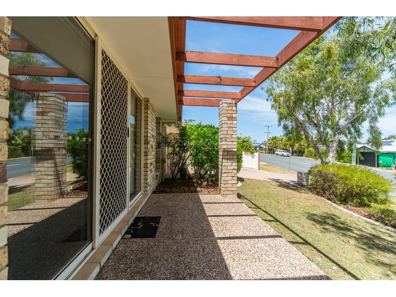 1/229 Government Road, Labrador QLD 4215