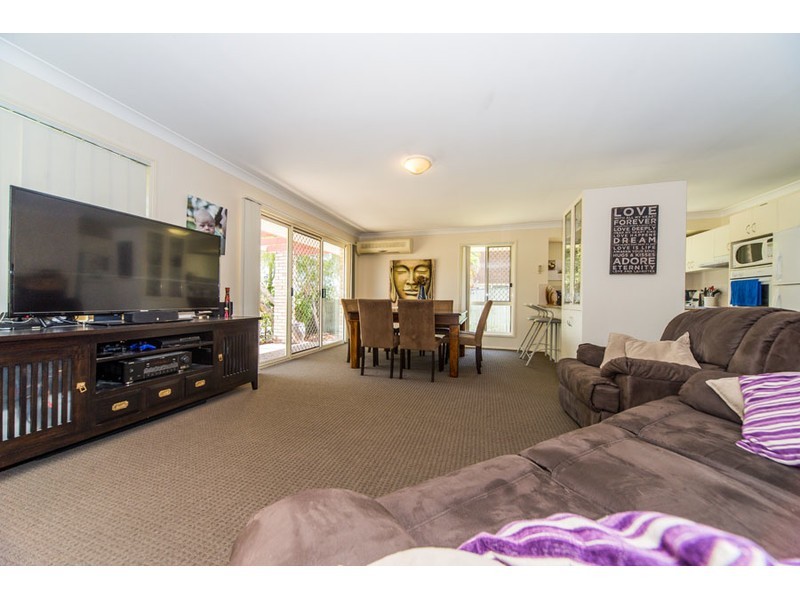 1/229 Government Road, Labrador QLD 4215