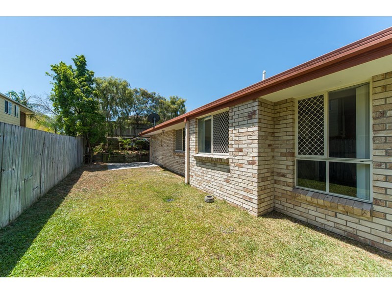 1/229 Government Road, Labrador QLD 4215