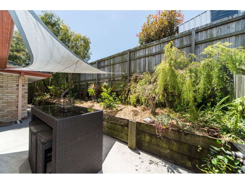 1/229 Government Road, Labrador QLD 4215