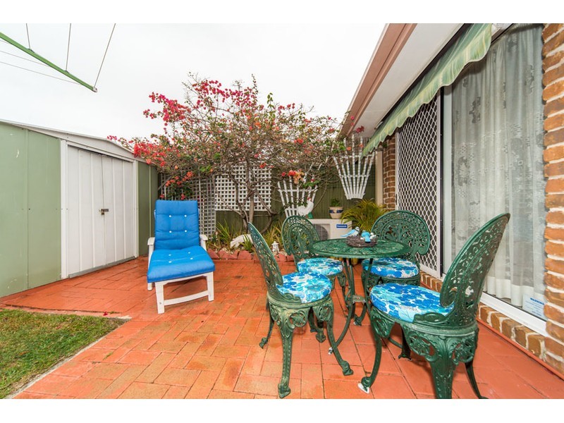 1/20 Annette Court, Labrador QLD 4215