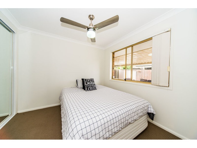 1/23 Coventry Court, Labrador QLD 4215