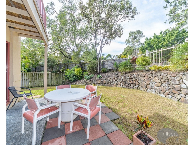 2/107-111 Greenacre Drive, Parkwood QLD 4214