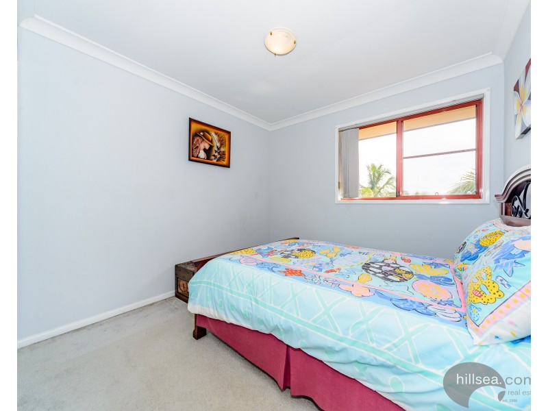 2/107-111 Greenacre Drive, Parkwood QLD 4214