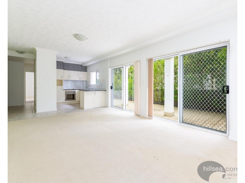 2/97 Muir Street, Labrador QLD 4215