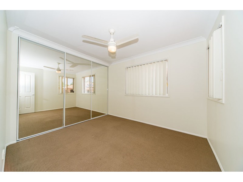 2/19 Hilltop Street, Labrador QLD 4215