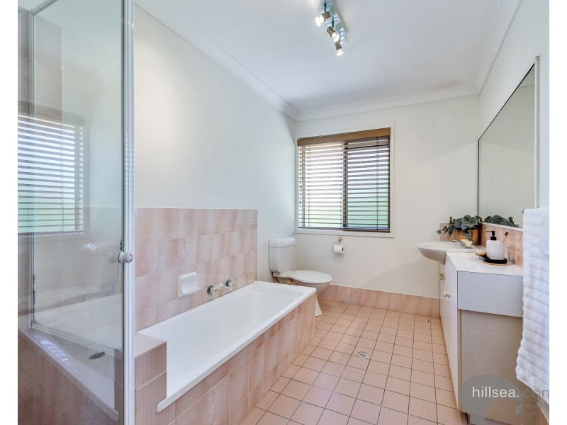 36/469 Pine Ridge Road, Runaway Bay QLD 4216