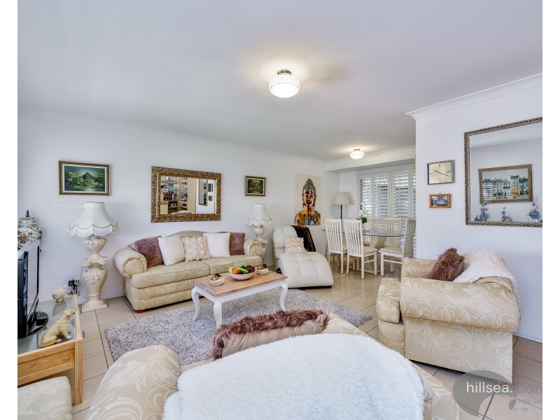 7 Footscray Court, Arundel QLD 4214