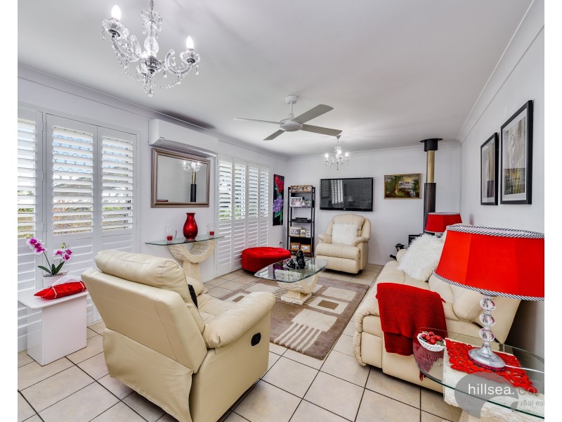 7 Footscray Court, Arundel QLD 4214