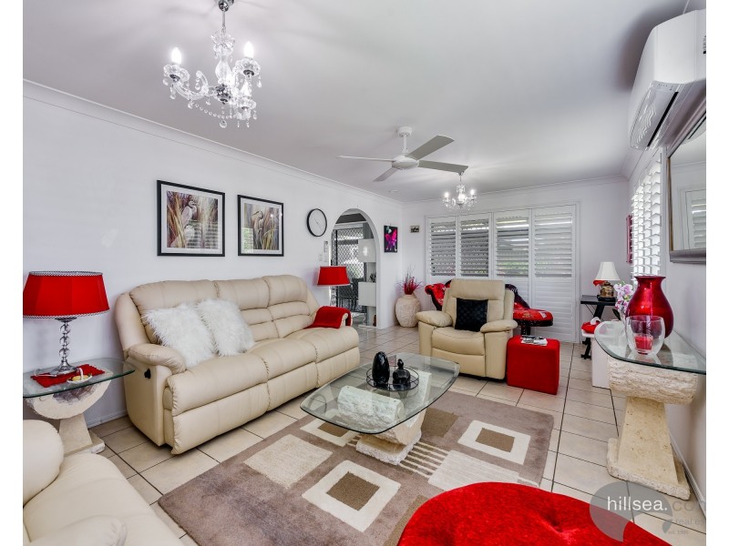 7 Footscray Court, Arundel QLD 4214