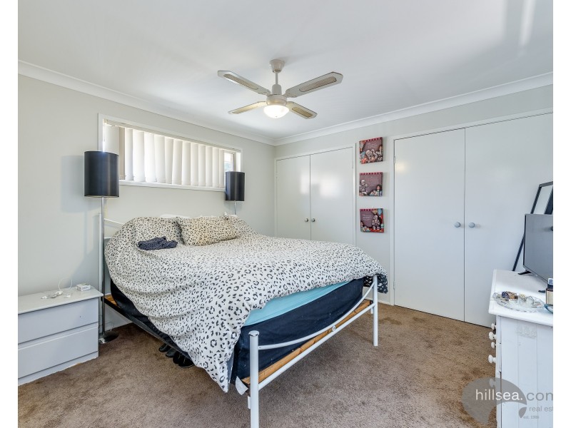 1 & 2/122 Oxley Drive, Paradise Point QLD 4216