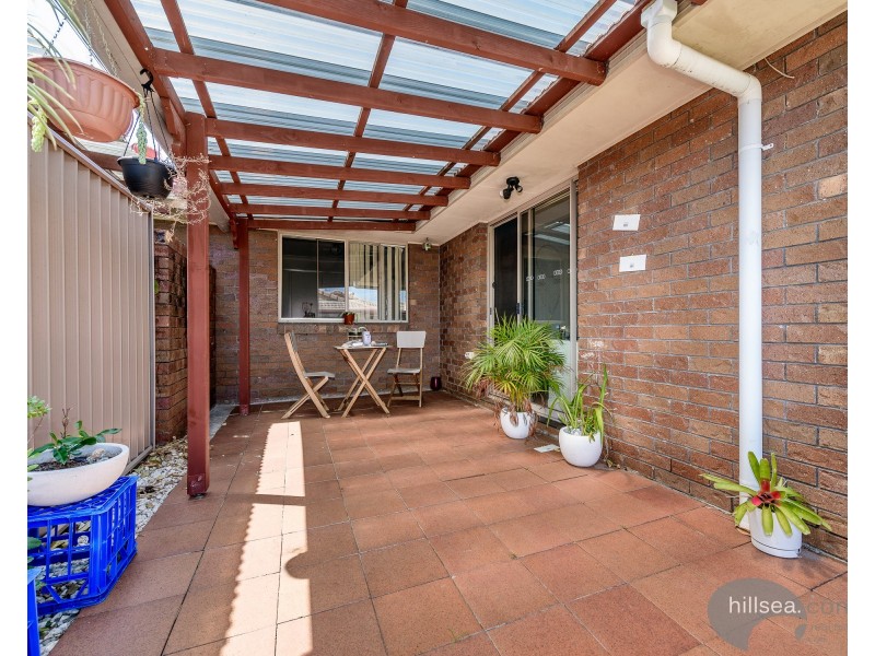 1 & 2/122 Oxley Drive, Paradise Point QLD 4216