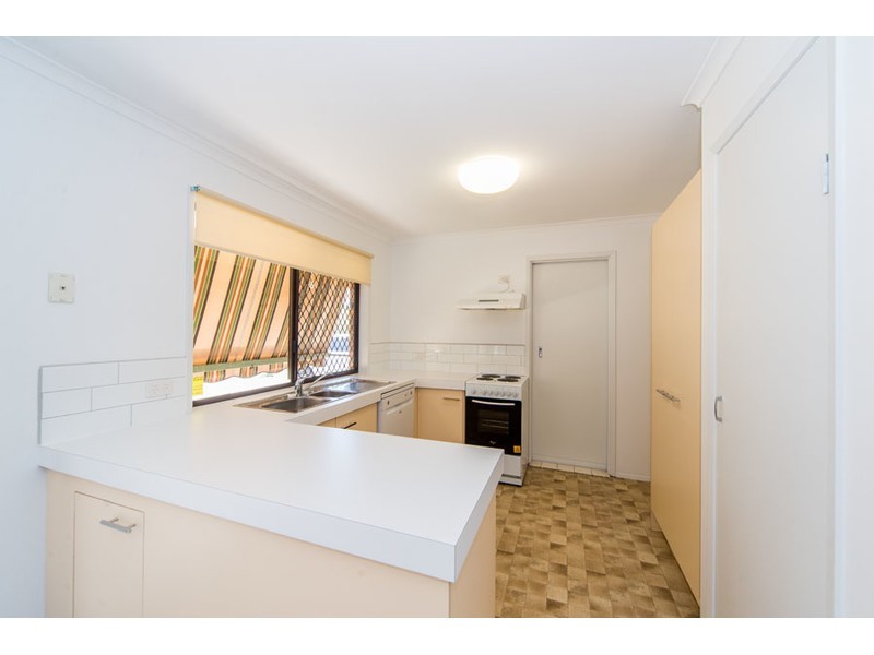 1/19 Botanical Drive, Labrador QLD 4215