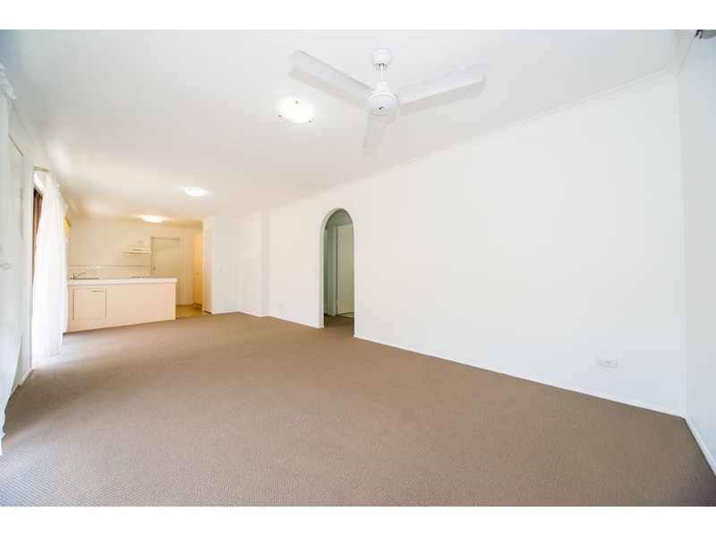 1/19 Botanical Drive, Labrador QLD 4215