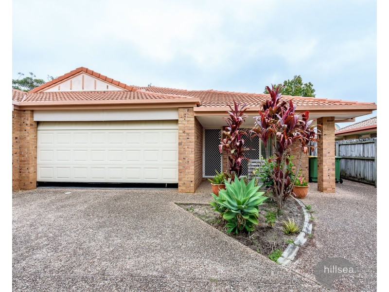 2/8 Souzys Court, Labrador QLD 4215