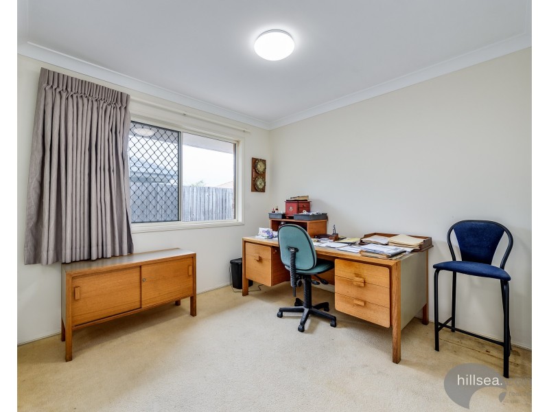 2/8 Souzys Court, Labrador QLD 4215