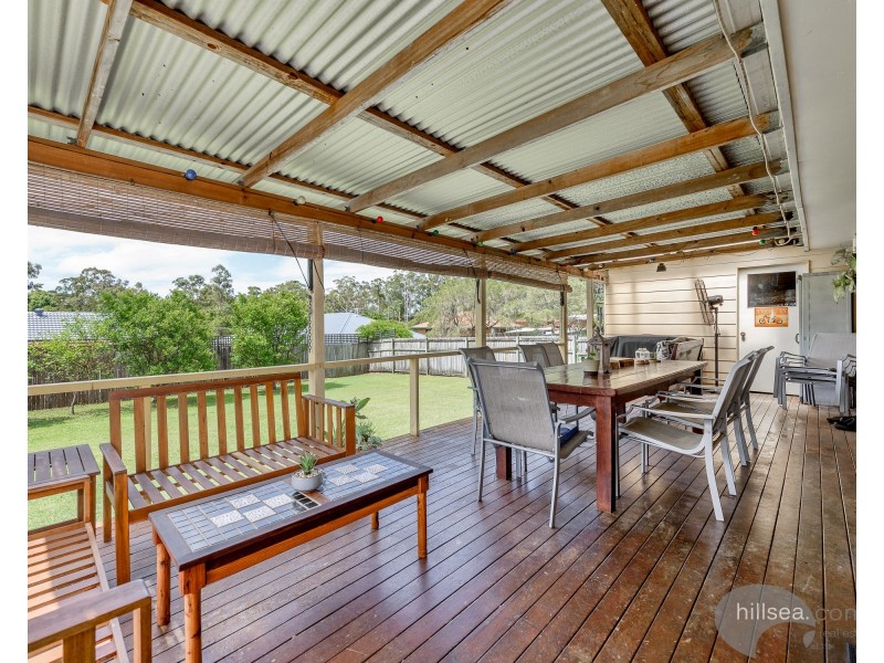 11 Mitchell Avenue, Molendinar QLD 4214