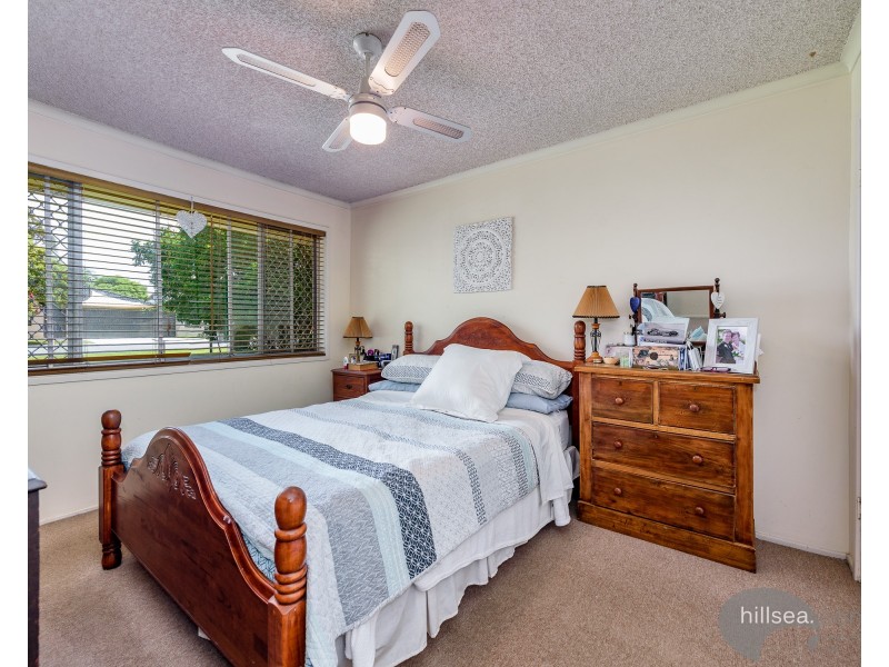 11 Mitchell Avenue, Molendinar QLD 4214