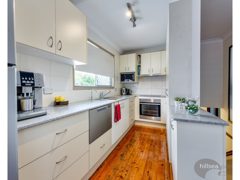 20 Hepworth Street, Arundel QLD 4214