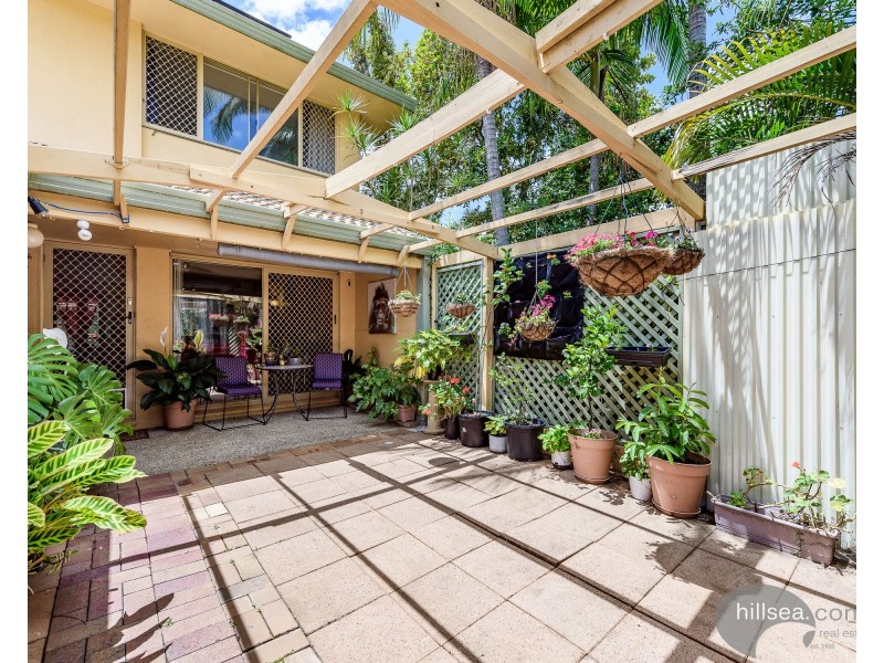 37/469 Pine Ridge Road, Runaway Bay QLD 4216