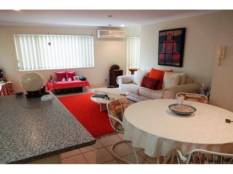 8/19 Hilltop Street, Labrador QLD 4215