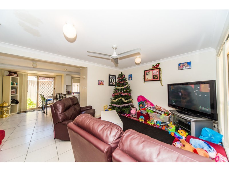 4/152 Frank Street, Labrador QLD 4215