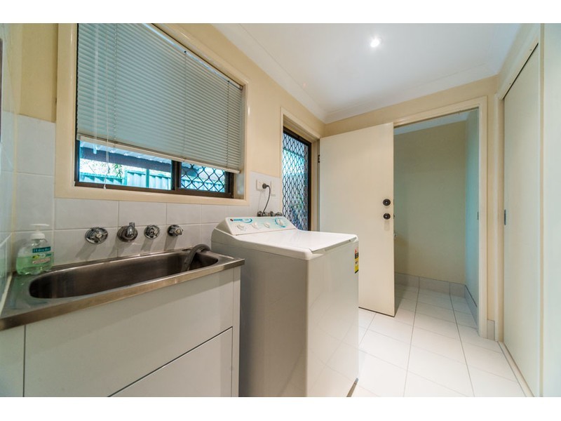 1/7 Vona Place, Labrador QLD 4215