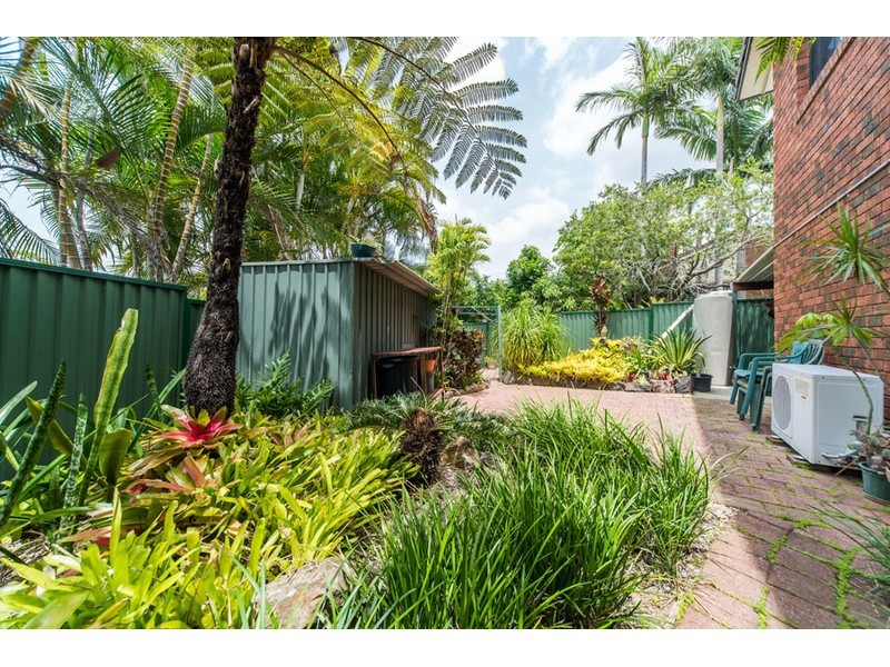 1/7 Vona Place, Labrador QLD 4215