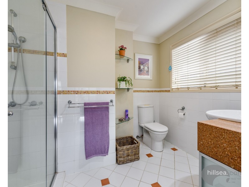 23 Morfantaine Terrace, Parkwood QLD 4214