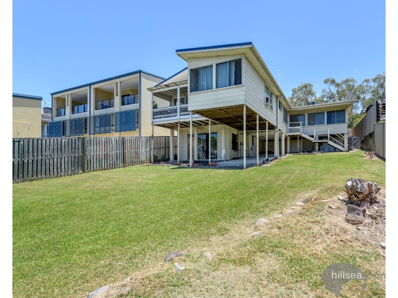 5 Hilltop Street, Labrador QLD 4215