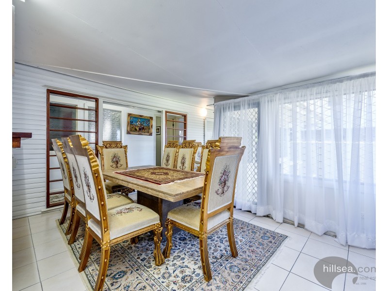 5 Hilltop Street, Labrador QLD 4215